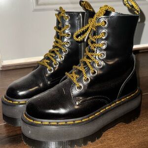 Doc Martens Jadon Platform